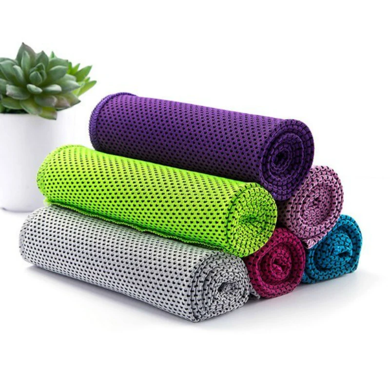 1P Cooling Ice Microfiber Towel Sport Cold Feel Motion Towel Lengthen Wipe Sweat Gym Badminton Run Men And Women General Purpose
1P Cooling Ice Microfiber Towel Sport Cold Feel Motion Towel Lengthen Wipe Sweat Gym Badminton Run Men And Women General Purpose