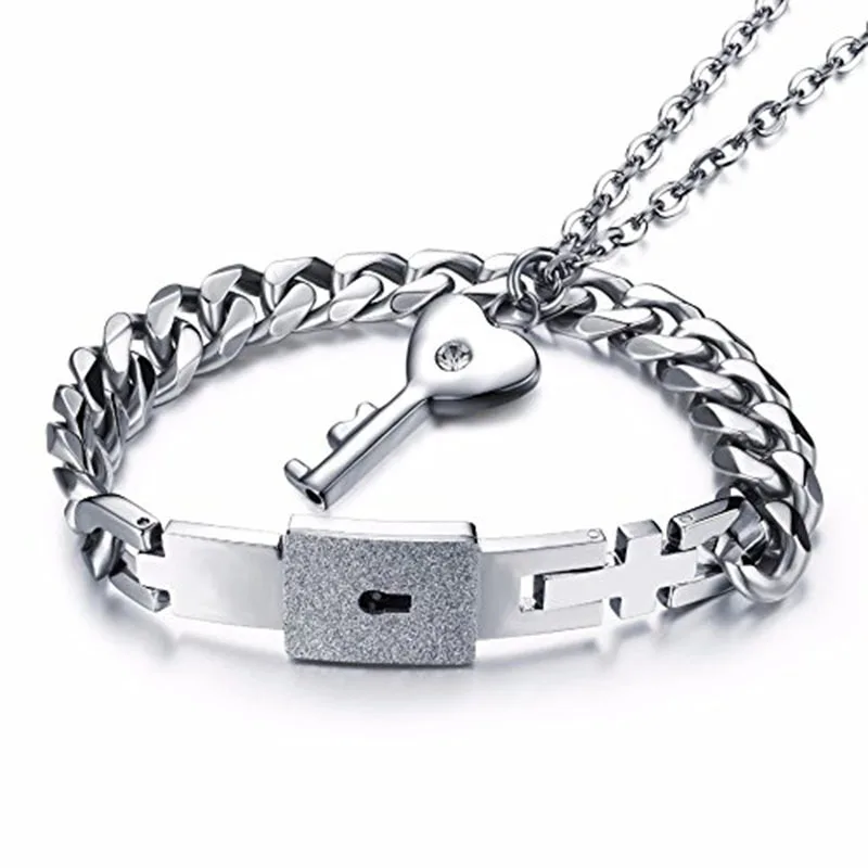 2pcs Lover's Jewelry Set Unisex Titanium Steel Lock Key Bracelet Necklace Pendant Couple Birthday Wedding Gifts for Men Women
2pcs Lover's Jewelry Set Unisex Titanium Steel Lock Key Bracelet Necklace Pendant Couple Birthday Wedding Gifts for Men Women