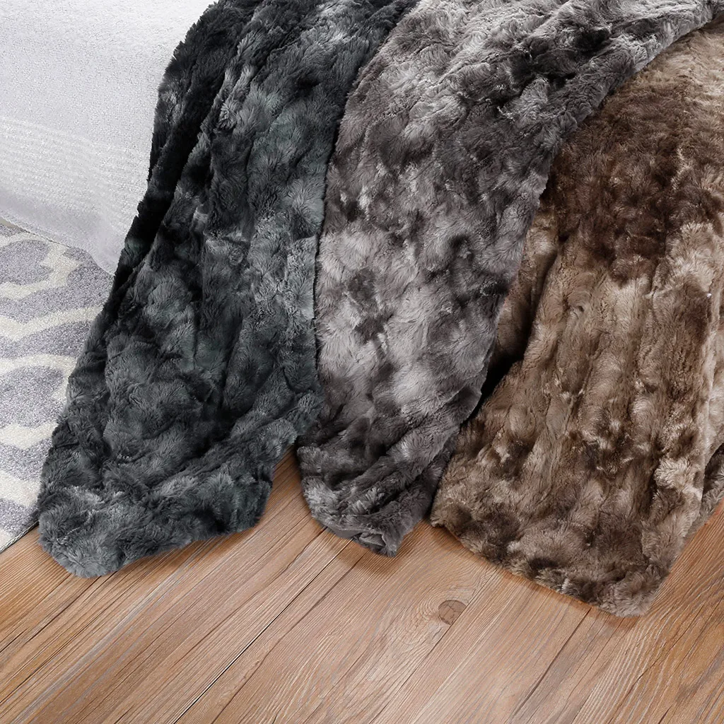 LANGRIA Faux Fur Fleece Blanket Throw Soft Fur Throw Blanket on the Couch Long Shaggy Fuzzy Fur Faux Bed Sofa Blankets Warm Cozy
LANGRIA Faux Fur Fleece Blanket Throw Soft Fur Throw Blanket on the Couch Long Shaggy Fuzzy Fur Faux Bed Sofa Blankets Warm Cozy