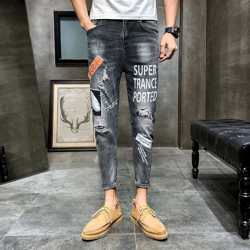 2019 Summer New Thin Pattern Holes Long Jeans Male Printing Bound Feet Pants Nine Part hip hop streetwear Black Free shipping
2019 Summer New Thin Pattern Holes Long Jeans Male Printing Bound Feet Pants Nine Part hip hop streetwear Black Free shipping
