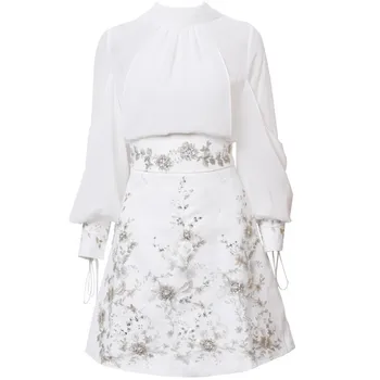 Luxury Designer Runway Spring Women Skirt Suits Chiffon Stand Collar White Bow Shirt + Vintage Embroidery Diamonds A Line Suits
Luxury Designer Runway Spring Women Skirt Suits Chiffon Stand Collar White Bow Shirt + Vintage Embroidery Diamonds A Line Suits