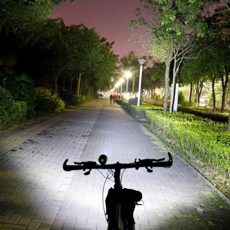 3 Modes LED Bicycle Front Light Flashlight bicycle lighting Running lights Running lights Bicycle taillights turn Z1205
3 Modes LED Bicycle Front Light Flashlight bicycle lighting Running lights Running lights Bicycle taillights turn Z1205