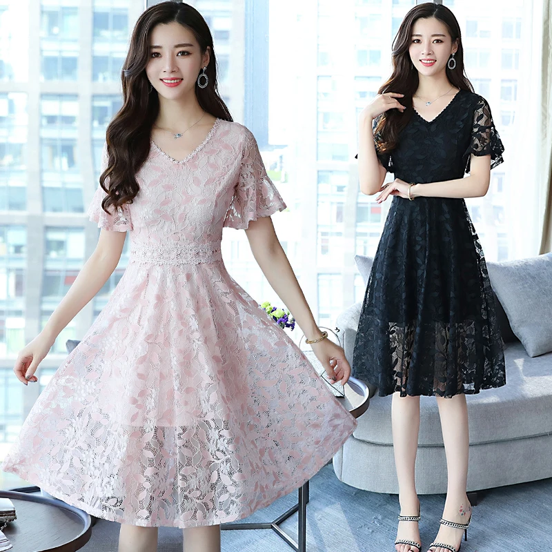 2019 Spring New Solid Color Retro Lace Dress 2XL Large Size Was Thin Temperament Over The Knee Long Dress Women V Neck Vestidos
2019 Spring New Solid Color Retro Lace Dress 2XL Large Size Was Thin Temperament Over The Knee Long Dress Women V Neck Vestidos
