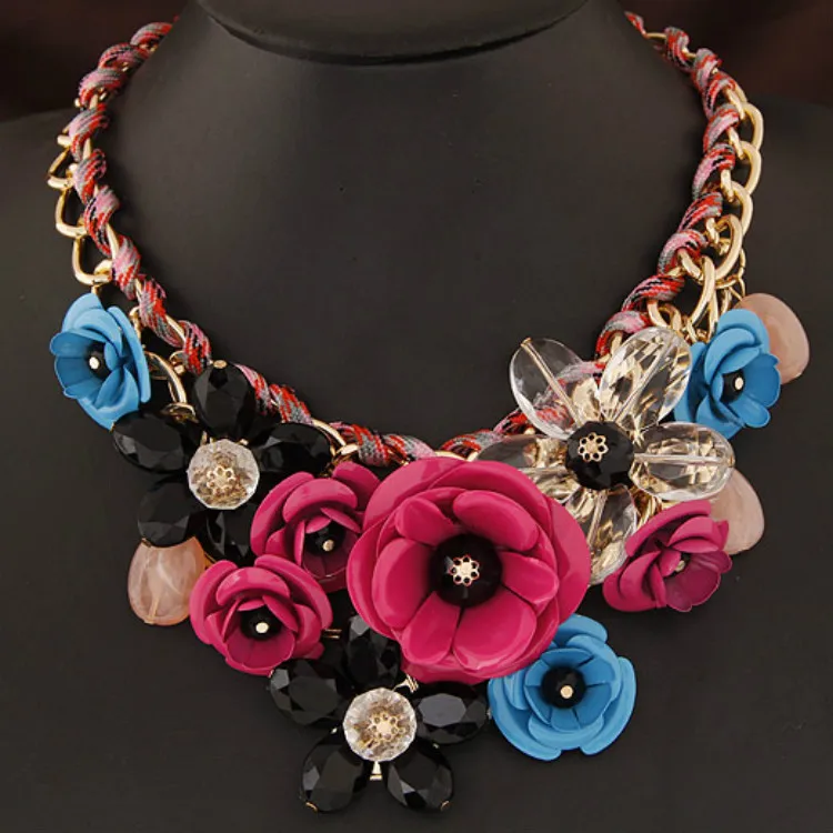Exaggerated necklace hand-woven cotton rope colorful flowers colorful flower necklace folk style enthusiasm
Exaggerated necklace hand-woven cotton rope colorful flowers colorful flower necklace folk style enthusiasm