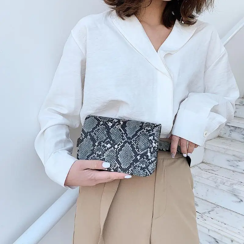 Luxury Snake Print Small Waist Bags Fashion Button Women PU Leather Serpentine Fanny Chest Packs Zipper Shoulder Crossbody Bag
Luxury Snake Print Small Waist Bags Fashion Button Women PU Leather Serpentine Fanny Chest Packs Zipper Shoulder Crossbody Bag