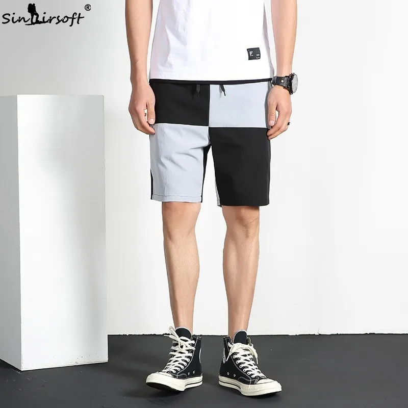 Drawstring Waist Straight Patchwork Shorts Men Casual Loose Sport Trousers Male Spliced Streetwear 2019 Summer Fashion Clothing
Drawstring Waist Straight Patchwork Shorts Men Casual Loose Sport Trousers Male Spliced Streetwear 2019 Summer Fashion Clothing