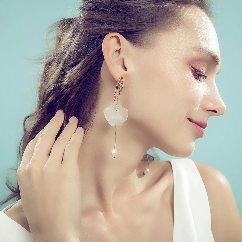 Charm Long Women Drop Earrings 925 Sterling Silver Needle With Pearl Female Dangle Wedding Bridal Earings
Charm Long Women Drop Earrings 925 Sterling Silver Needle With Pearl Female Dangle Wedding Bridal Earings