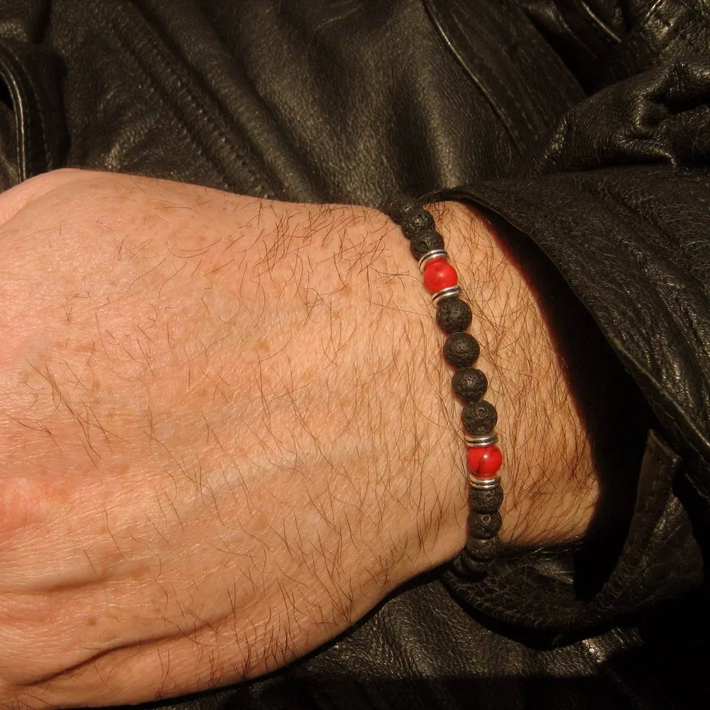 2019 Men charm Bracelet for Chakra Jewelry Natural 6mm Lava Stone beads diy handmade bracelets pulsera hombre bileklik bijoux
2019 Men charm Bracelet for Chakra Jewelry Natural 6mm Lava Stone beads diy handmade bracelets pulsera hombre bileklik bijoux