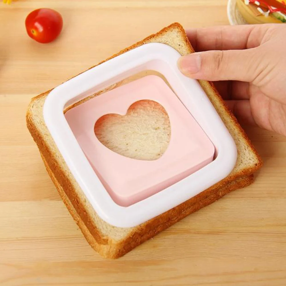 3 Pcs Sandwich Cutters Compact Heart-Shaped Bread Toast Crust Shaping Mold Cutter For Adults Children
3 Pcs Sandwich Cutters Compact Heart-Shaped Bread Toast Crust Shaping Mold Cutter For Adults Children