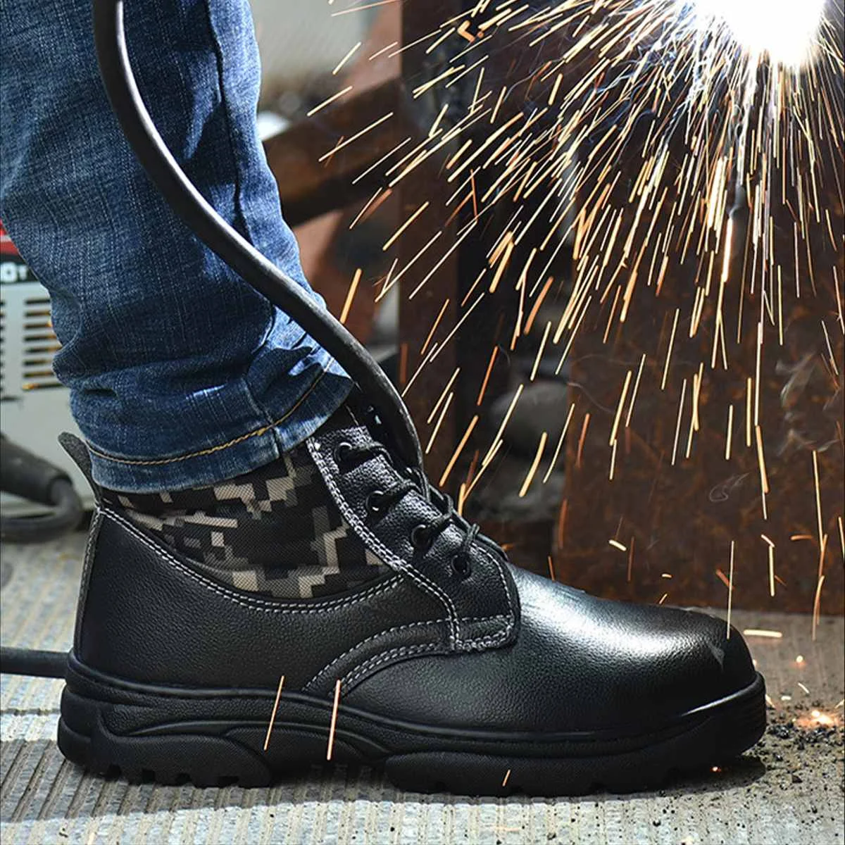 Camouflage Steel Toe Men Work Safety Shoes AtreGo Industrial Safety Workshoes Anti-puncture Anti-smashing Work Boots Hiking Sne
Camouflage Steel Toe Men Work Safety Shoes AtreGo Industrial Safety Workshoes Anti-puncture Anti-smashing Work Boots Hiking Sne