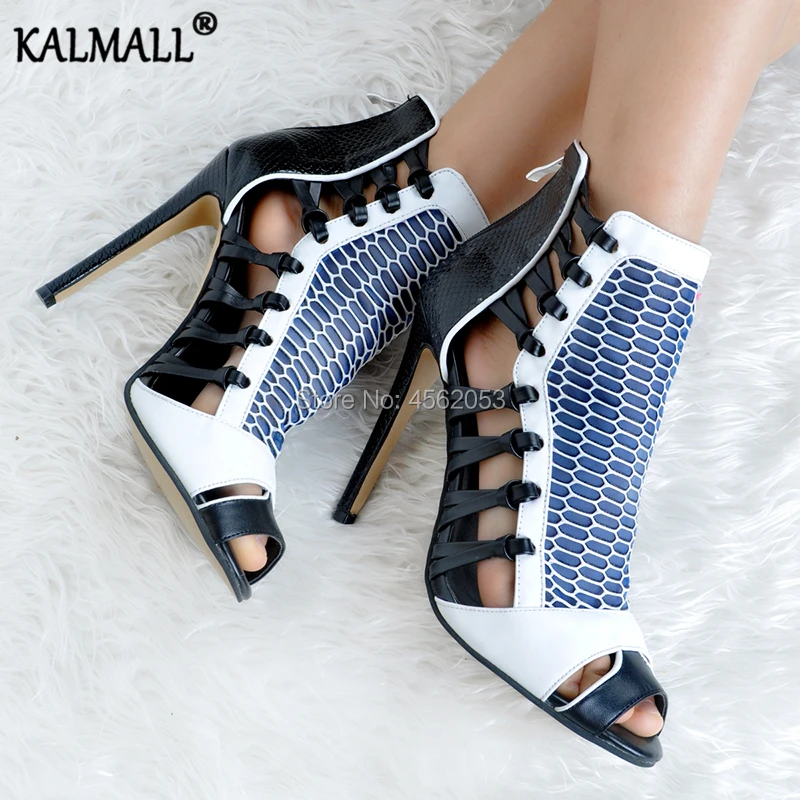 KALMALL Mixed Colors Plaid Caged Bota Feminina Roman Shoes Female Sexy Sandals Zip Thin High Heels Cut-outs Peep Toe Ankle Boots
KALMALL Mixed Colors Plaid Caged Bota Feminina Roman Shoes Female Sexy Sandals Zip Thin High Heels Cut-outs Peep Toe Ankle Boots
