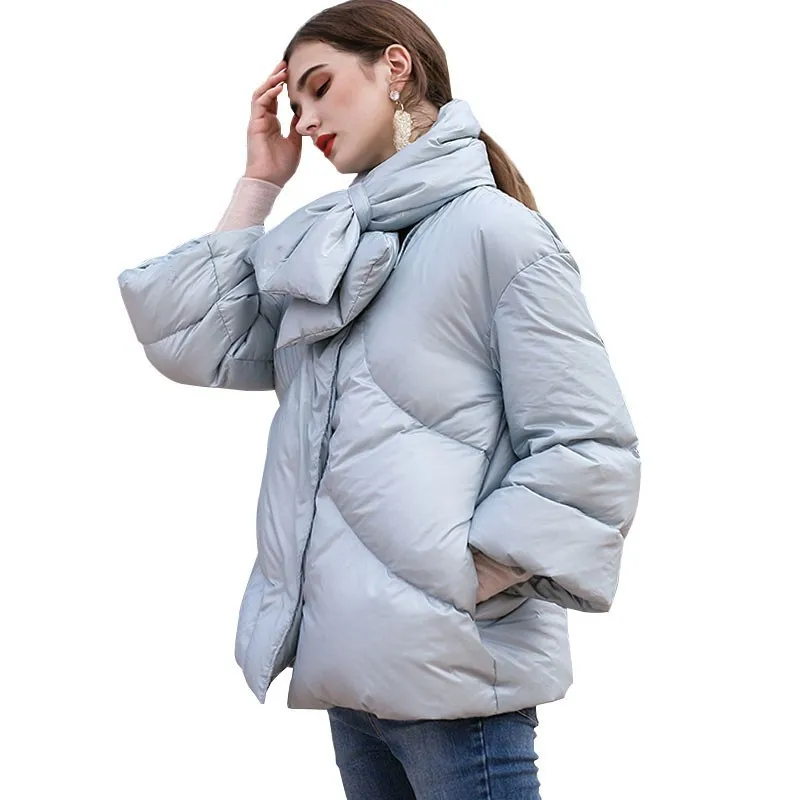 

Winter Short Scarf Light Blue Down Jacket Female 2018 New Thin Section Feather Fashion Version Loose Women Coat Outerwear HJ73
