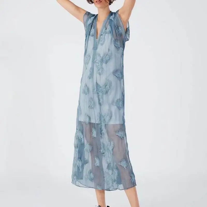 See Through Women Chiffon Long Dress Embroidery Summer 2019 New Fashion Sunscreen Dresses Feminino Vestidos
See Through Women Chiffon Long Dress Embroidery Summer 2019 New Fashion Sunscreen Dresses Feminino Vestidos