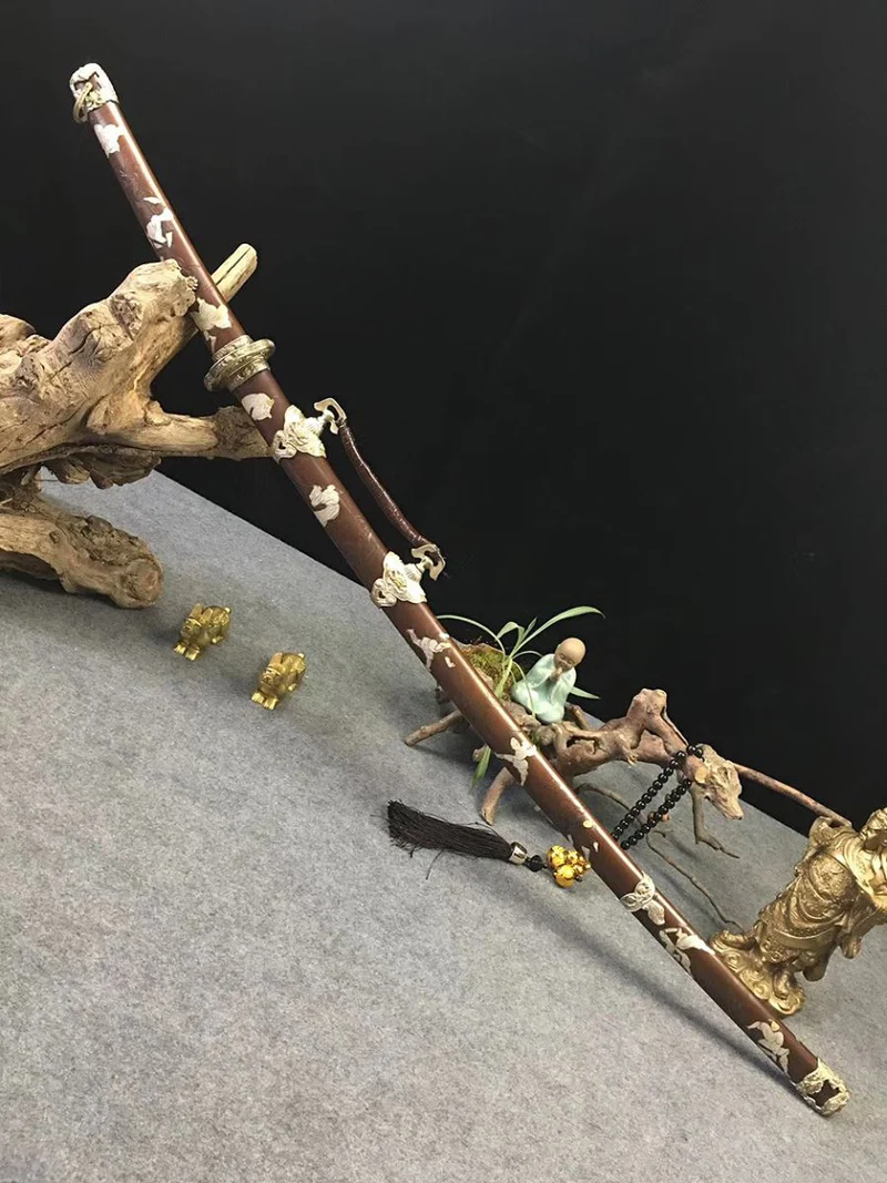 Chinese Sword Straight Blade Sword Pure Copper Damascus Folded Steel Hand-made very sharp Japanese Samurai Sword Katana
Chinese Sword Straight Blade Sword Pure Copper Damascus Folded Steel Hand-made very sharp Japanese Samurai Sword Katana