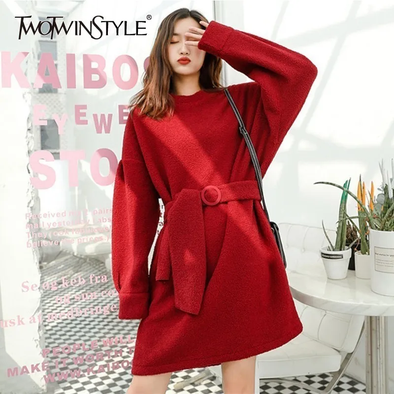 TWOTWINSTYLE Vintage Wine Red Sweatshirt Dress Female Puff Long Sleeve Bandage Plus Thick Mini Dresses For Women 2019 Autumn
TWOTWINSTYLE Vintage Wine Red Sweatshirt Dress Female Puff Long Sleeve Bandage Plus Thick Mini Dresses For Women 2019 Autumn