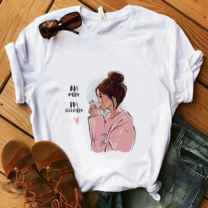 AM Coffee PM Still Coffee Girl T-shirts 100% Cotton Super Soft Casual Vogue T-Shirt Summer White Women T-Shirt Harajuku Tees
AM Coffee PM Still Coffee Girl T-shirts 100% Cotton Super Soft Casual Vogue T-Shirt Summer White Women T-Shirt Harajuku Tees
