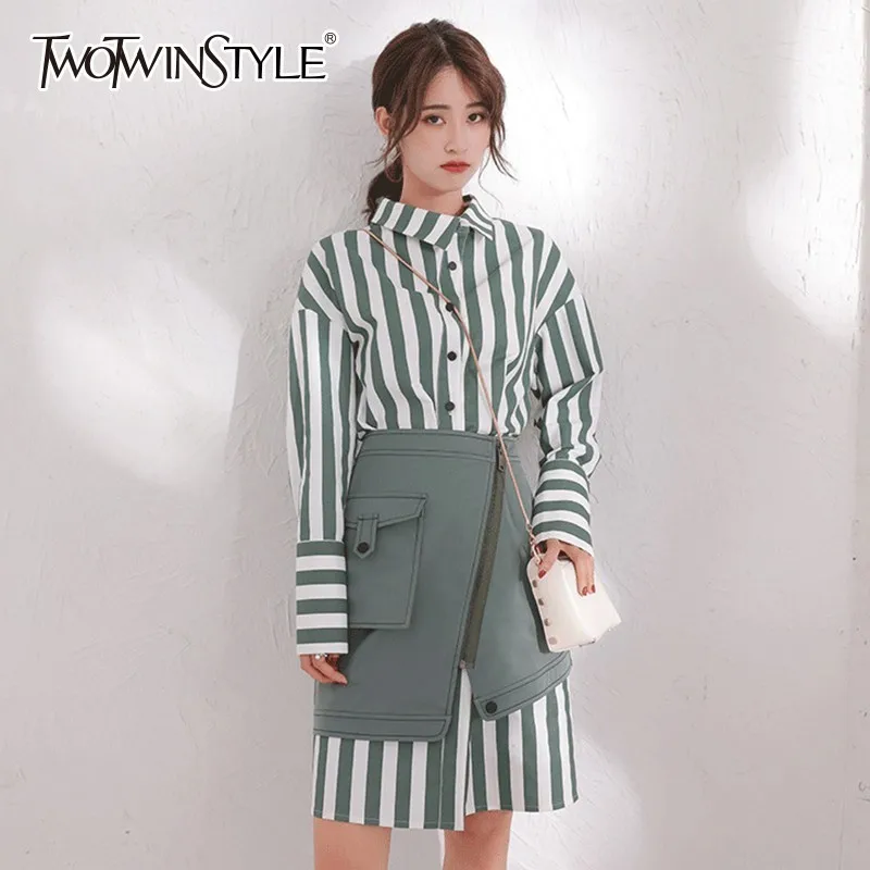 TWOTWINSTYLE Women's Sets Long Sleeve Striped Shirt Dress High Waist Mini Skirt Korean Fashion Two Piece Set 2019 Autumn New
TWOTWINSTYLE Women's Sets Long Sleeve Striped Shirt Dress High Waist Mini Skirt Korean Fashion Two Piece Set 2019 Autumn New