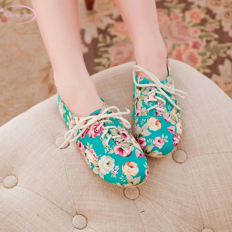 Ethnic style comfortable round head cloth shoes fashion lace-up flower color matching black blue white flat with women shoes
Ethnic style comfortable round head cloth shoes fashion lace-up flower color matching black blue white flat with women shoes