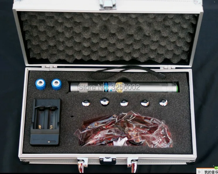 Strong power military 450nm 100000m blue laser pointer Flashlight burning match candle lit cigarette wicked lazer torch 1000Watt
Strong power military 450nm 100000m blue laser pointer Flashlight burning match candle lit cigarette wicked lazer torch 1000Watt