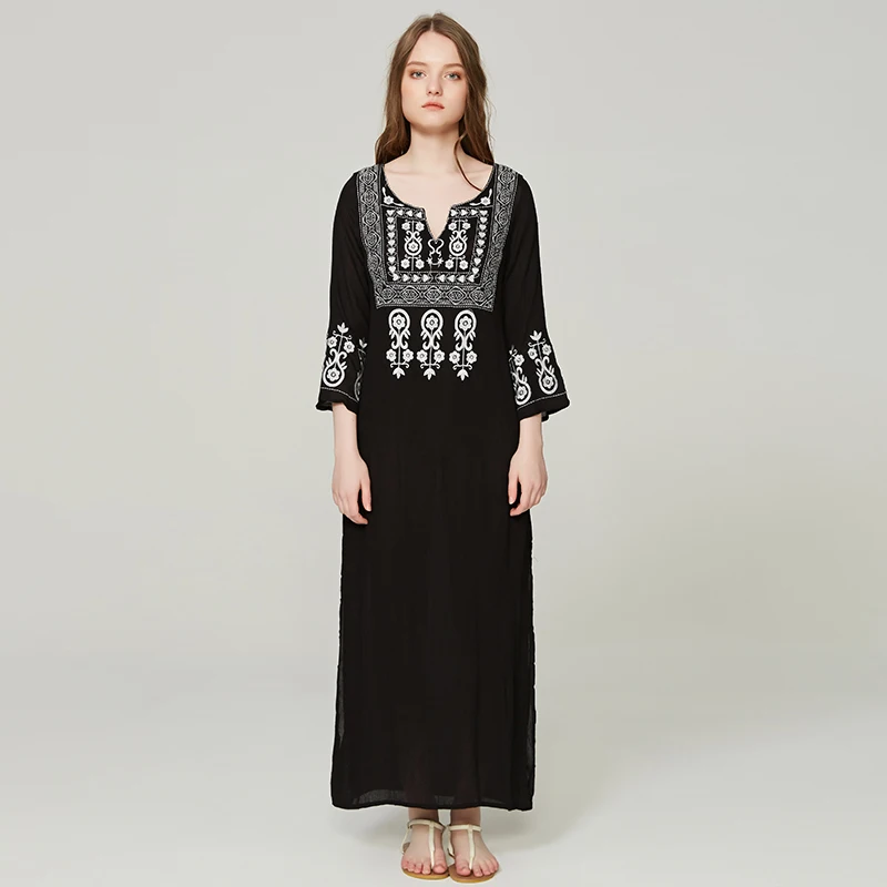 Summer new Bohemian travel vacationes beach dress restoring ancient ways embroider shows thin long paragraph dress
Summer new Bohemian travel vacationes beach dress restoring ancient ways embroider shows thin long paragraph dress