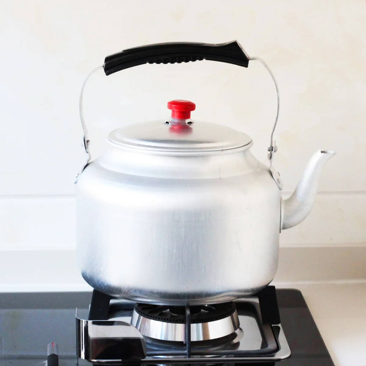 Traditional old thickening pure aluminum water kettle coal stove gas stove household outdoor tea coffee pot teapot 3-10L
Traditional old thickening pure aluminum water kettle coal stove gas stove household outdoor tea coffee pot teapot 3-10L