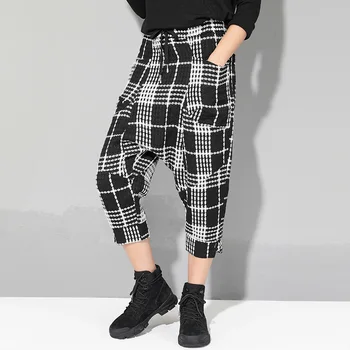 #1367 Casual Plaid Harem Pants Women High Street Wide Leg Joggers Calf-length Trousers Loose 2019 Summer Pants For Women Hip Hop
#1367 Casual Plaid Harem Pants Women High Street Wide Leg Joggers Calf-length Trousers Loose 2019 Summer Pants For Women Hip Hop