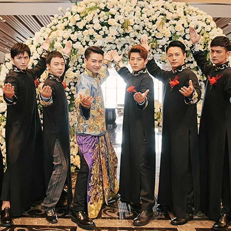 Oriental Style Groomsman Dresses Modern Man Vintage Long Cheongsam Chinese Traditional Dress Qipao Men Crosstalk Black Robe
Oriental Style Groomsman Dresses Modern Man Vintage Long Cheongsam Chinese Traditional Dress Qipao Men Crosstalk Black Robe