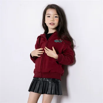 Brand Winter New 2020 Girls Coat Thickened Velvet Girl Jacket Children Outwear Toddler Red Coat Baby Warm Jacket for Kids,#3666
Brand Winter New 2020 Girls Coat Thickened Velvet Girl Jacket Children Outwear Toddler Red Coat Baby Warm Jacket for Kids,#3666