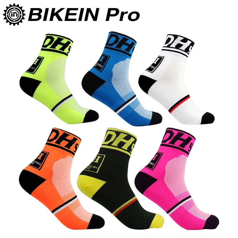BIKEIN Cycling Socks 4.1% Spandex Feature Comfortable Soft Breathable Sweat Suitable for Outdoor Sports High Friction 6 colors
BIKEIN Cycling Socks 4.1% Spandex Feature Comfortable Soft Breathable Sweat Suitable for Outdoor Sports High Friction 6 colors