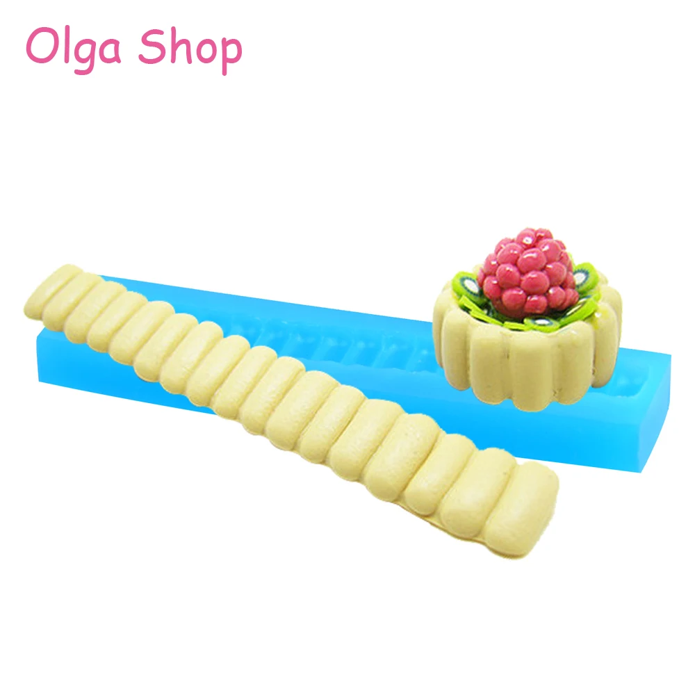 GYL149 3D 15mm Raspberry Charlotte Cake Silicone Mold - Miniature Food Dollhouse Polymer Clay Necklace Resin Jewelry Earring
GYL149 3D 15mm Raspberry Charlotte Cake Silicone Mold - Miniature Food Dollhouse Polymer Clay Necklace Resin Jewelry Earring
