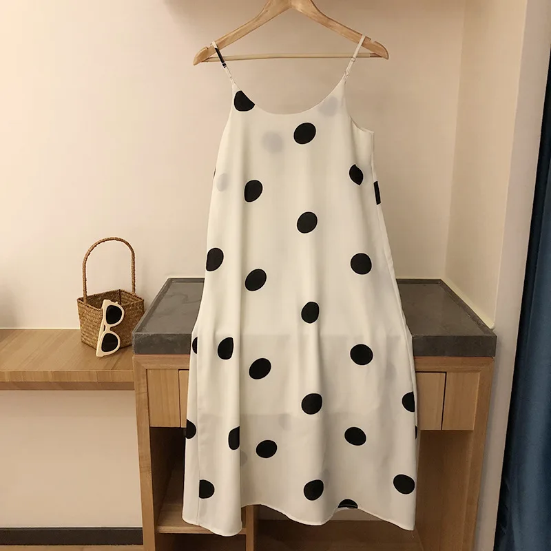 Mooirue Spring 2019 Women Polka Dot Tank Dress Harajuku Camisole Elastic Women Beach Vestido
Mooirue Spring 2019 Women Polka Dot Tank Dress Harajuku Camisole Elastic Women Beach Vestido