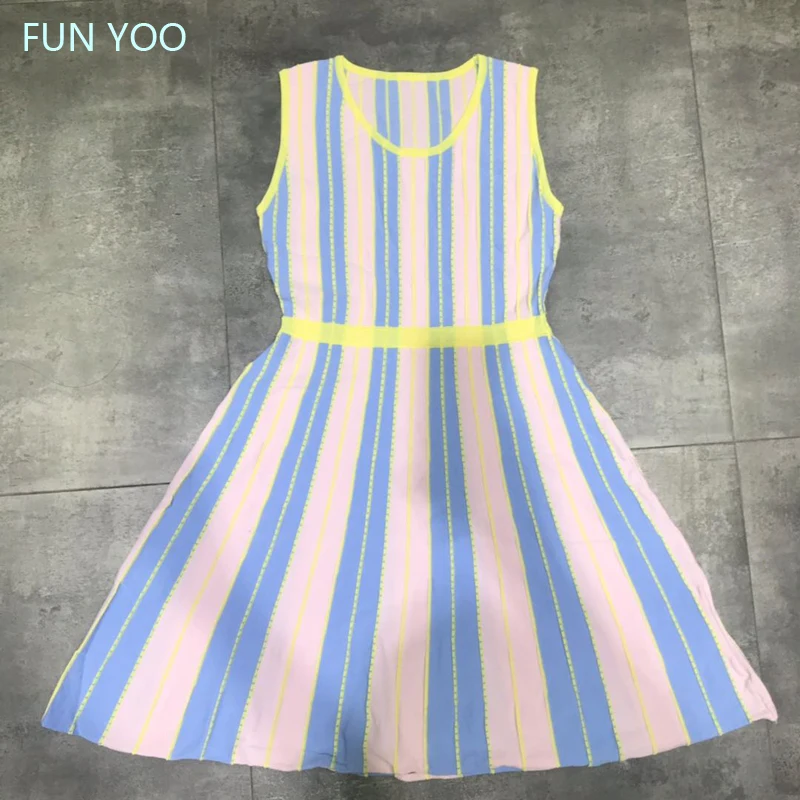 2019 New Summer Women Stripe Contrast Color Dress Cotton Nylon Slim O-Neck Sleeves Knee-length Female Dress
2019 New Summer Women Stripe Contrast Color Dress Cotton Nylon Slim O-Neck Sleeves Knee-length Female Dress