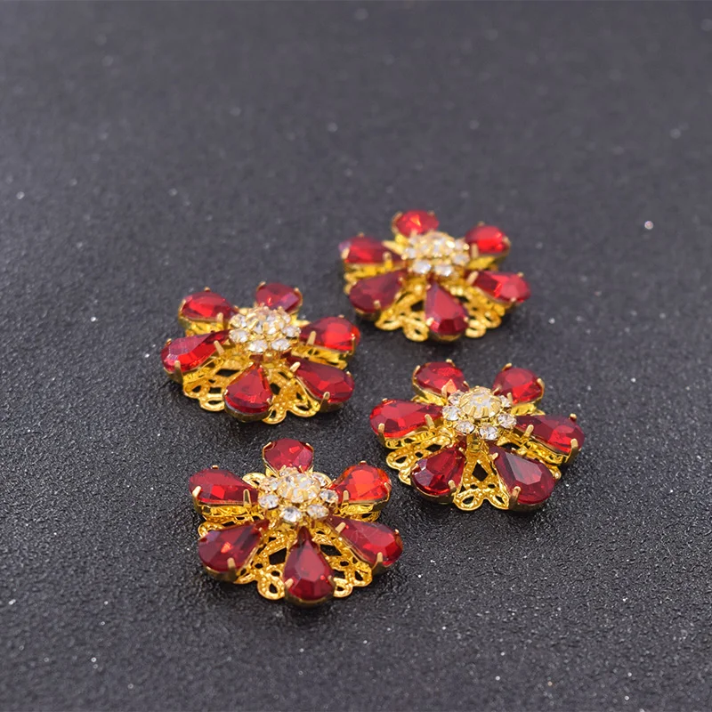 20pcs/lot flower clothings buttons with rhinestones Red color glass strass accessories for sewing women dress gold plating
20pcs/lot flower clothings buttons with rhinestones Red color glass strass accessories for sewing women dress gold plating