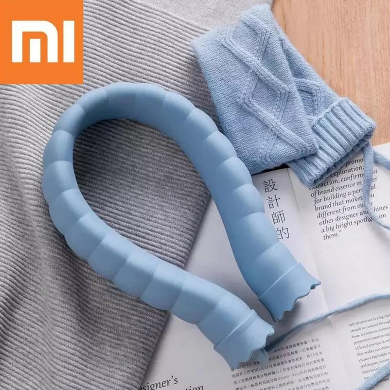 Jordan&Judy 710ml U-type hot water bottle silicone neck hand warmer heater knit cover warm bag smart from millet youpin
Jordan&Judy 710ml U-type hot water bottle silicone neck hand warmer heater knit cover warm bag smart from millet youpin