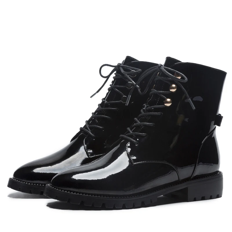 RUIYEE ladies Martin boots cowhide ankle boots 2018 new women's boots leather motorcycle boots plus velvet booties
RUIYEE ladies Martin boots cowhide ankle boots 2018 new women's boots leather motorcycle boots plus velvet booties
