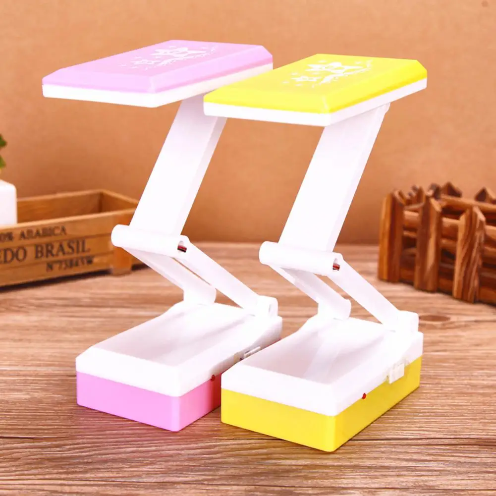 LED desk light Two stalls light China Flat Plug desk lamp 12 LED high light Folding white light table lamp Read Manicure
LED desk light Two stalls light China Flat Plug desk lamp 12 LED high light Folding white light table lamp Read Manicure