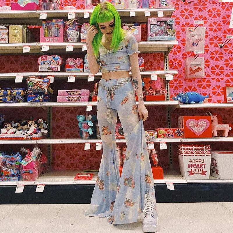 DEAT 2019 Floral Print Mesh Transparent Long Flare Pants Streetwear Blue Skinny Trousers Women ME077
DEAT 2019 Floral Print Mesh Transparent Long Flare Pants Streetwear Blue Skinny Trousers Women ME077
