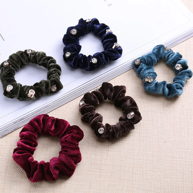 Velvet Scrunchies For Women Crystal Fabrics Rubber Bands High Elasticity Gums For Hair Pony Tail Tie Hair Accessories Headdress
Velvet Scrunchies For Women Crystal Fabrics Rubber Bands High Elasticity Gums For Hair Pony Tail Tie Hair Accessories Headdress