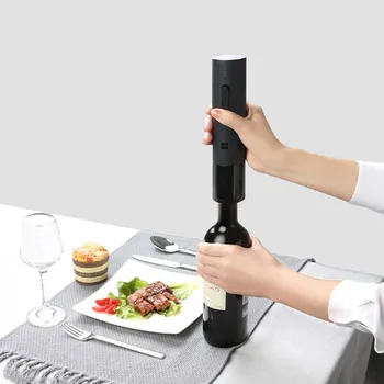 2020 Mijia Creative Electric Bottle Opener Wine Openers 5 Minutes USB Charging Kitchen Tool For Home Hotel Party Wedding
2020 Mijia Creative Electric Bottle Opener Wine Openers 5 Minutes USB Charging Kitchen Tool For Home Hotel Party Wedding