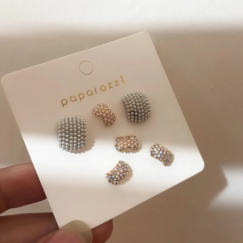 2019 Korean Temperament Elegant Candy Color Personality Retro Earrings Shiny Small Pearl Crystal Girl Ladies Party Earrings
2019 Korean Temperament Elegant Candy Color Personality Retro Earrings Shiny Small Pearl Crystal Girl Ladies Party Earrings