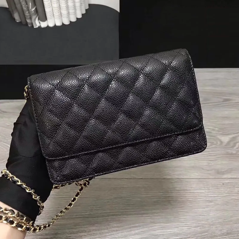 Women caviar leather luxury handbags designer crossbody bags famous brands purse flap chain bag mini messenger bags woc
Women caviar leather luxury handbags designer crossbody bags famous brands purse flap chain bag mini messenger bags woc