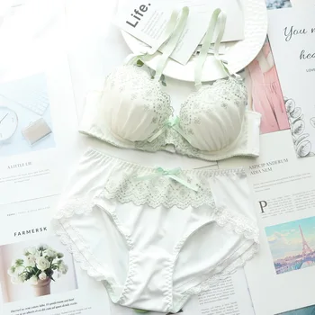 YOURMIX Brand Embroidery Sexy Girl Lingeria Floral Lolita and Kawaii Bra and Brief Sets BCDE cup 
YOURMIX Brand Embroidery Sexy Girl Lingeria Floral Lolita and Kawaii Bra and Brief Sets BCDE cup