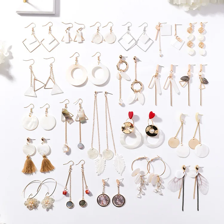 Korean Style Shell Petal Drop Earrings Tassel Women Geometric Flower Long Earring Gold Lovely Earings Female Oorbellen Kupe Kupe
Korean Style Shell Petal Drop Earrings Tassel Women Geometric Flower Long Earring Gold Lovely Earings Female Oorbellen Kupe Kupe