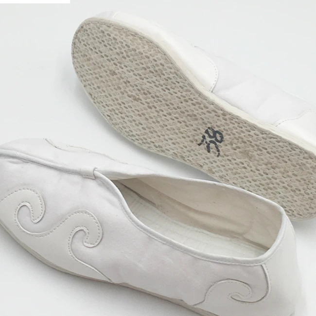 Strong Cloth Soles Cotten Breathable Taoist Shoes Chinese Traditions Footwear Tai Chi Shoes Kung Fu Wushu Shoes
Strong Cloth Soles Cotten Breathable Taoist Shoes Chinese Traditions Footwear Tai Chi Shoes Kung Fu Wushu Shoes