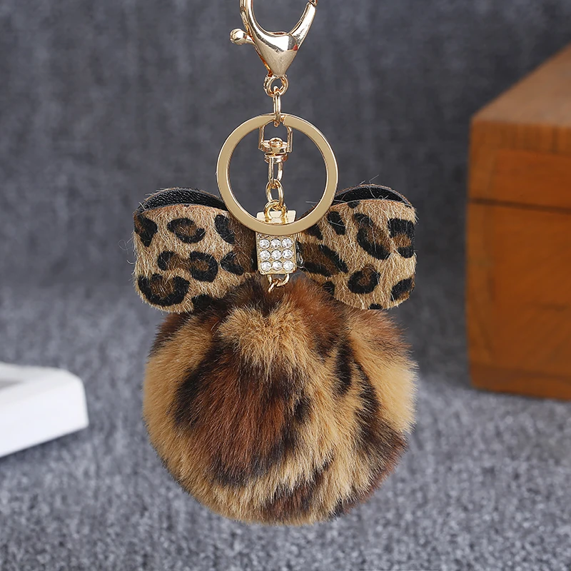 2019 Sleutelhanger Yuri On Ice Pompom Bow Knot Rabbit Fur Keychain Chain Ring Pubg Anahtarl Calendar Duendes Magicos Eh898
2019 Sleutelhanger Yuri On Ice Pompom Bow Knot Rabbit Fur Keychain Chain Ring Pubg Anahtarl Calendar Duendes Magicos Eh898