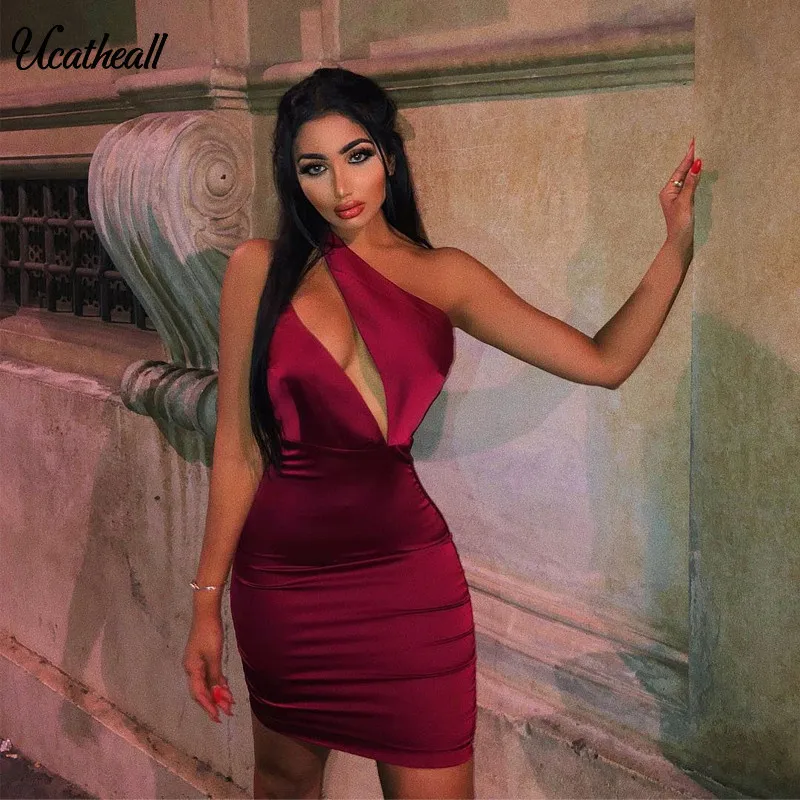 2020 Women Club Dress Ucatheall Sexy Cut Out Open Chest Bodycon Bandage Dresses Summer Sleeveless Hollow OutParty Sexy Mini Dres
2020 Women Club Dress Ucatheall Sexy Cut Out Open Chest Bodycon Bandage Dresses Summer Sleeveless Hollow OutParty Sexy Mini Dres
