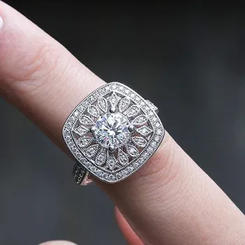 Huitan Classic Engagement Ring with Round Brilliant Cubic Zirconia Prong Setting Fashion Wedding Jewelry Dainty Rings for Women
Huitan Classic Engagement Ring with Round Brilliant Cubic Zirconia Prong Setting Fashion Wedding Jewelry Dainty Rings for Women