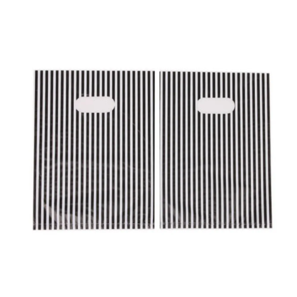 100pcs/Lot Plastic Carrier Bags White&Black Stripe Design Boutique Package For Festival Wedding Gift 20x14.5cm
100pcs/Lot Plastic Carrier Bags White&Black Stripe Design Boutique Package For Festival Wedding Gift 20x14.5cm
