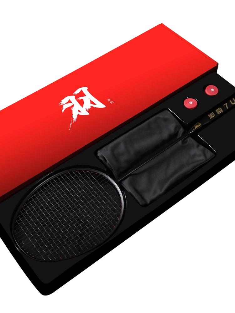 Quality 65g Full Carbon Badminton Racquet 7U Professional Offensive Black Shoot Single Shot Gift Box With Free Strings Q1261CMD
Quality 65g Full Carbon Badminton Racquet 7U Professional Offensive Black Shoot Single Shot Gift Box With Free Strings Q1261CMD