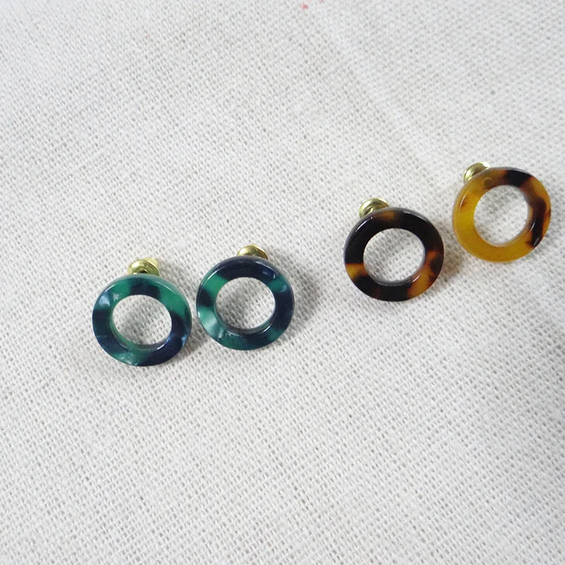 Ins Style Earrings for Women Korea Chic Style Earring Round Acrylic Acetic Acid Hope Earrings Retro BOHO O-ring Earring Q687
Ins Style Earrings for Women Korea Chic Style Earring Round Acrylic Acetic Acid Hope Earrings Retro BOHO O-ring Earring Q687